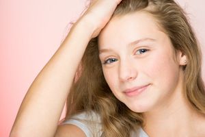 Уход за кожей и основы макияжа для подростков