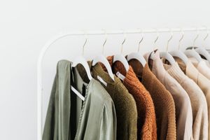 8 базовых вещей гардероба современной девушки