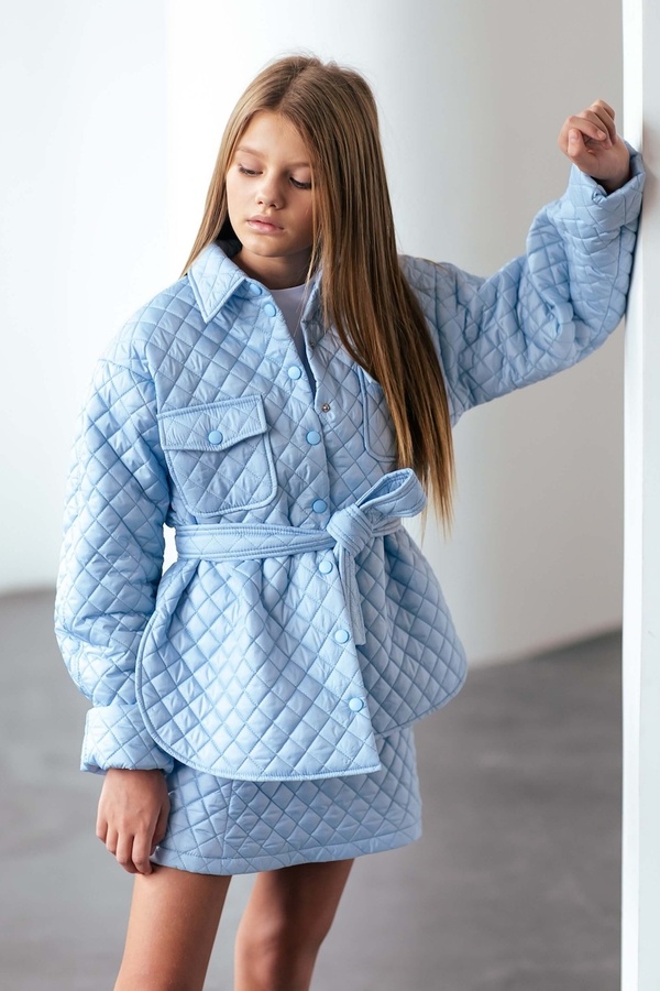 Куртка для девочек PMR060 с поясом стеганная голубая, Голубой, 122-128