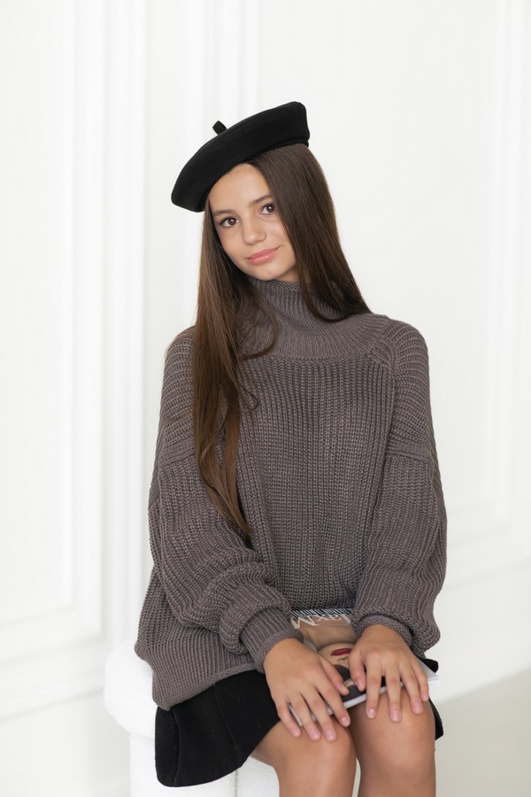 Об'ємний светр для дівчинки капучино, Капучино, 122-128