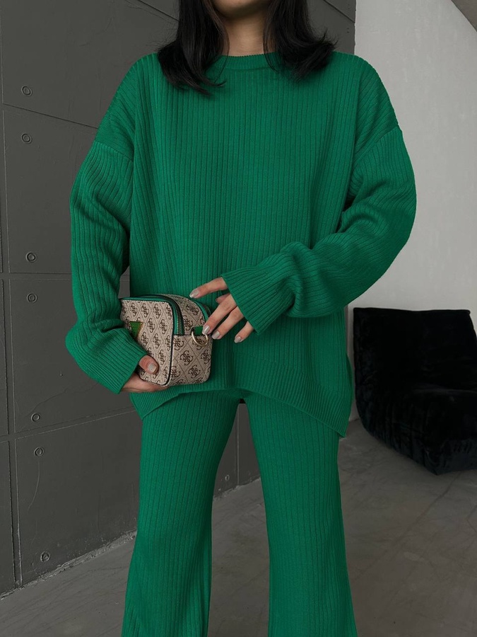 Костюм женский в рубчик со свитером оверсайз и брюками-палаццо зеленый, Зелёный, One Size