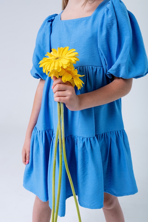 Летнее платье для девочки с рукавами буфами PMR017 голубое, Голубой, 134