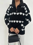 Жіночий в'язаний оверсайз светр із високим комірцем на блискавці та сердечками чорний, Чорний, One Size